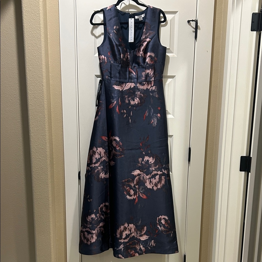 Kay Unger French Navy Alexander Rose Gown
